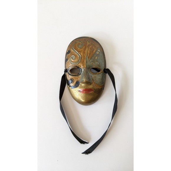 Solid brass mask, enamel paint. Halloween, Mardi Gras, terrorize house guests! - Picture 3 of 12